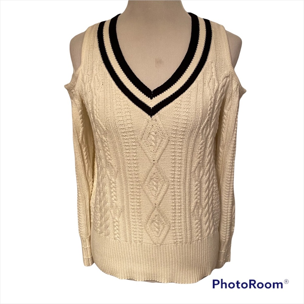 BOSTON PROPER V-NECK SWEATER WHITE BLACK CABLE KNIT COLD SHOULDER PREPPY SIZE S